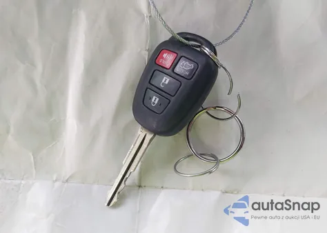 2017 Toyota Rav4 Xle from USA, damaged, VIN JTMWFREV9HJ104557